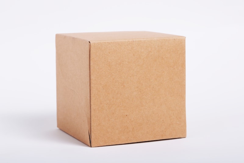 Recycled Cardboard Edge Protectors 1m (Pack: 50 lengths)